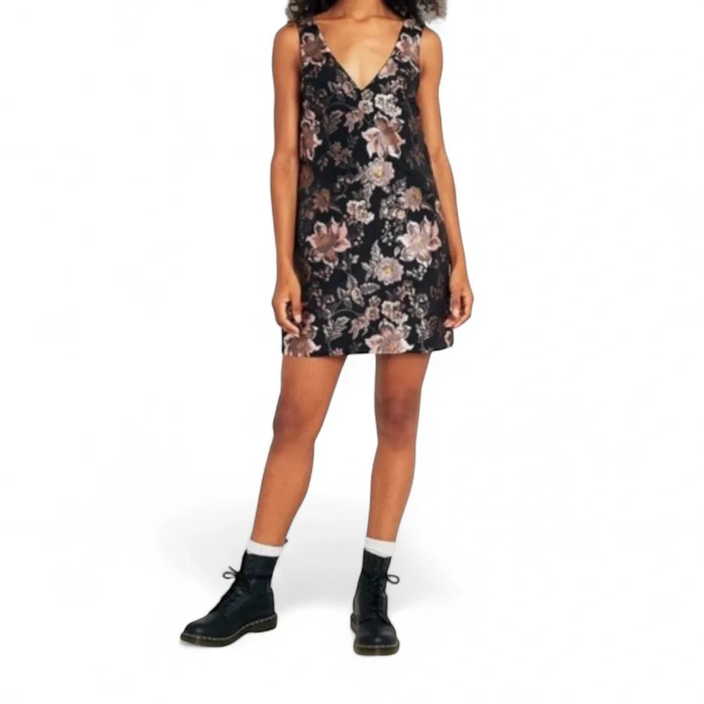 Urban Outfitters uo urban